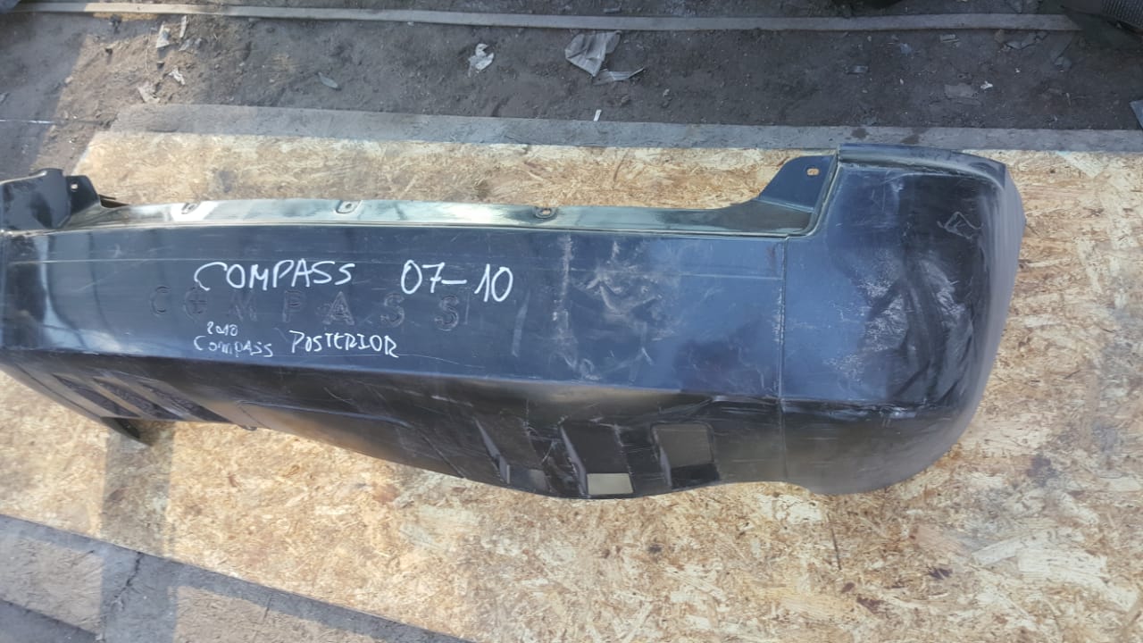 PARACHOQUES POSTERIOR JEEP COMPASS 2007 AL 2010